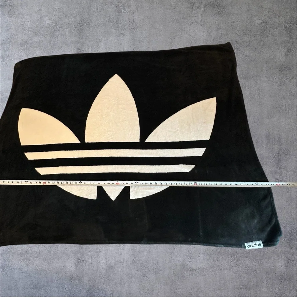 Adidas Throw Blanket‎ Unisex OS Black Excellent Trefoil Logo Fleece 48x62